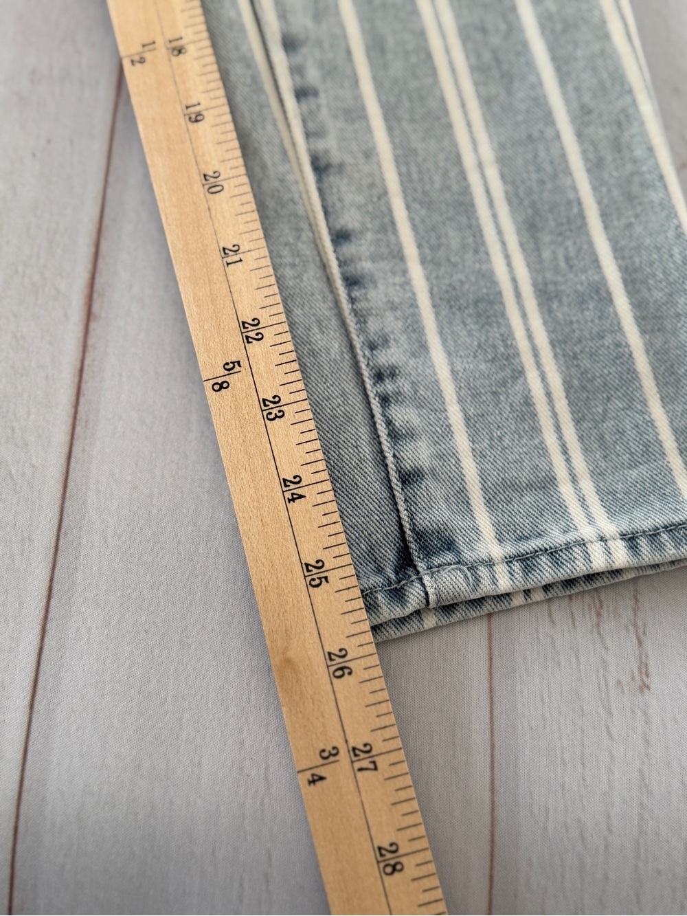 PacSun Mom Jeans Size 23 Blue White Striped High Rise Straight Leg Denim - Picture 4 of 11